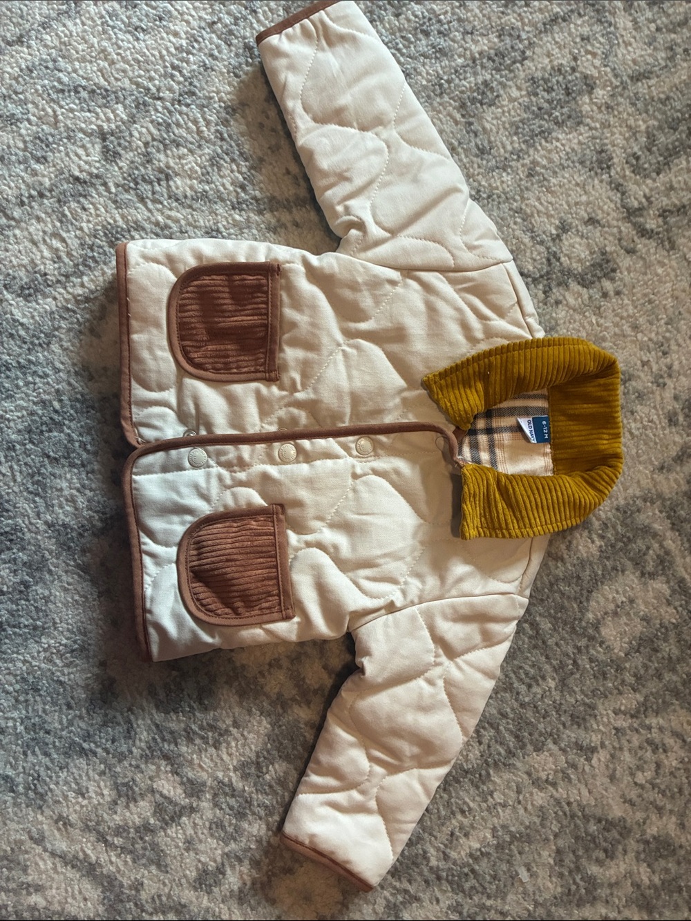 Old Navy Cream Quilted Jacket with Mustard Collar and Brown Pockets